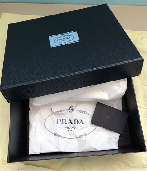 prada food box